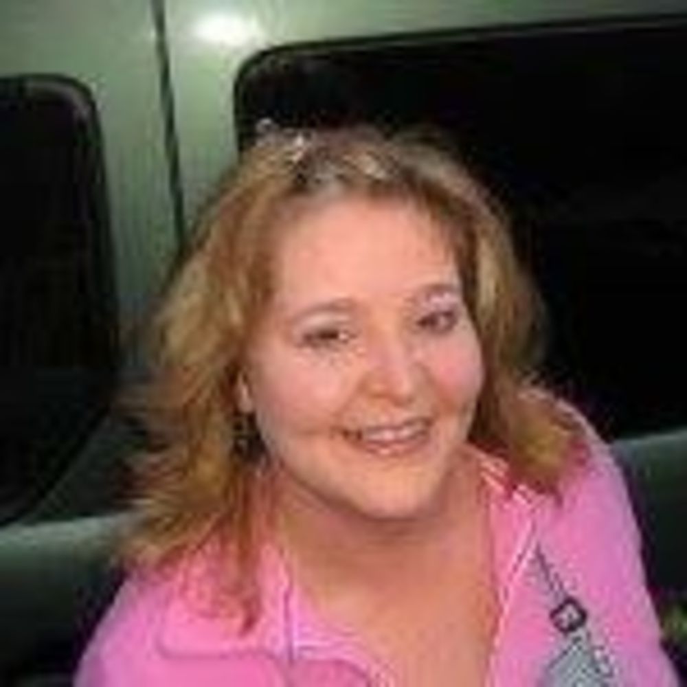 Meet your Posher, Debbie